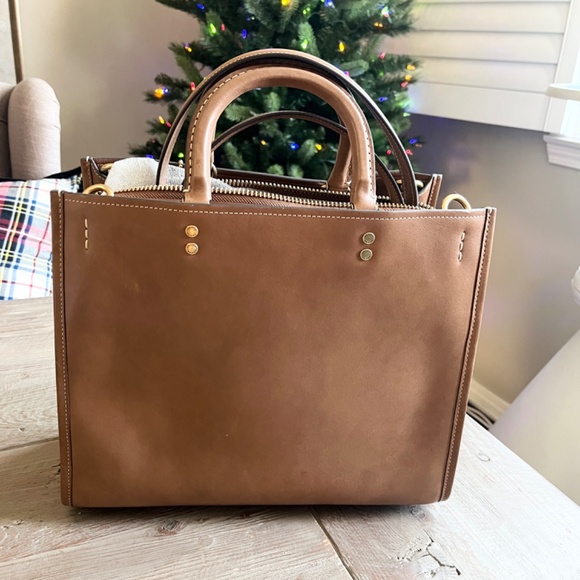 Coach Rogue 30 MTO - Picture 8 of 9